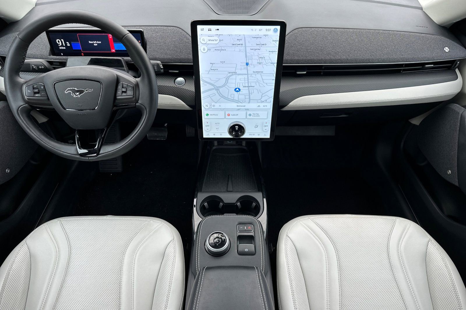 Used 2022 Ford Mustang Mach-E Premium image 5