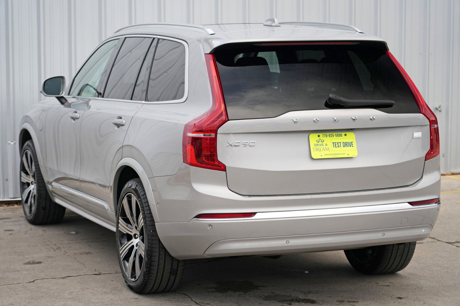 Used 2024 Volvo XC90 T8 Plus w/ Protection Package Premier image 52
