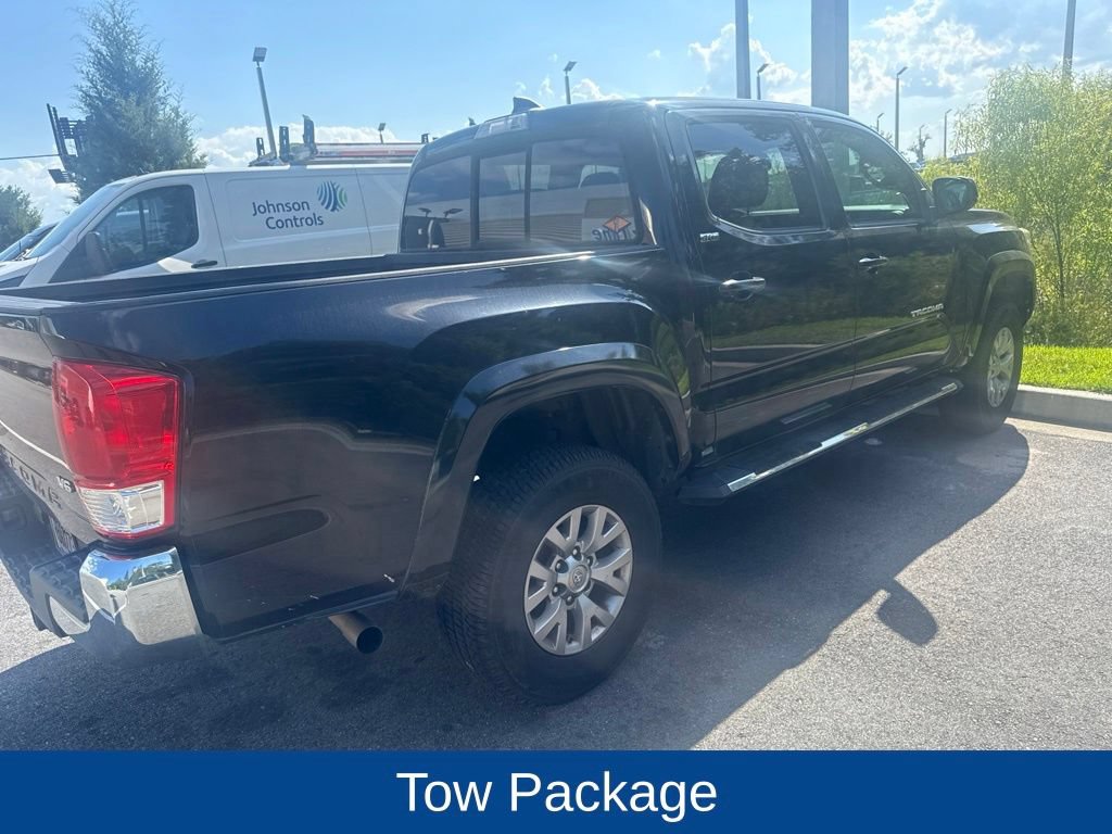Used 2017 Toyota Tacoma SR5 w/ Tow Package RWD image 5