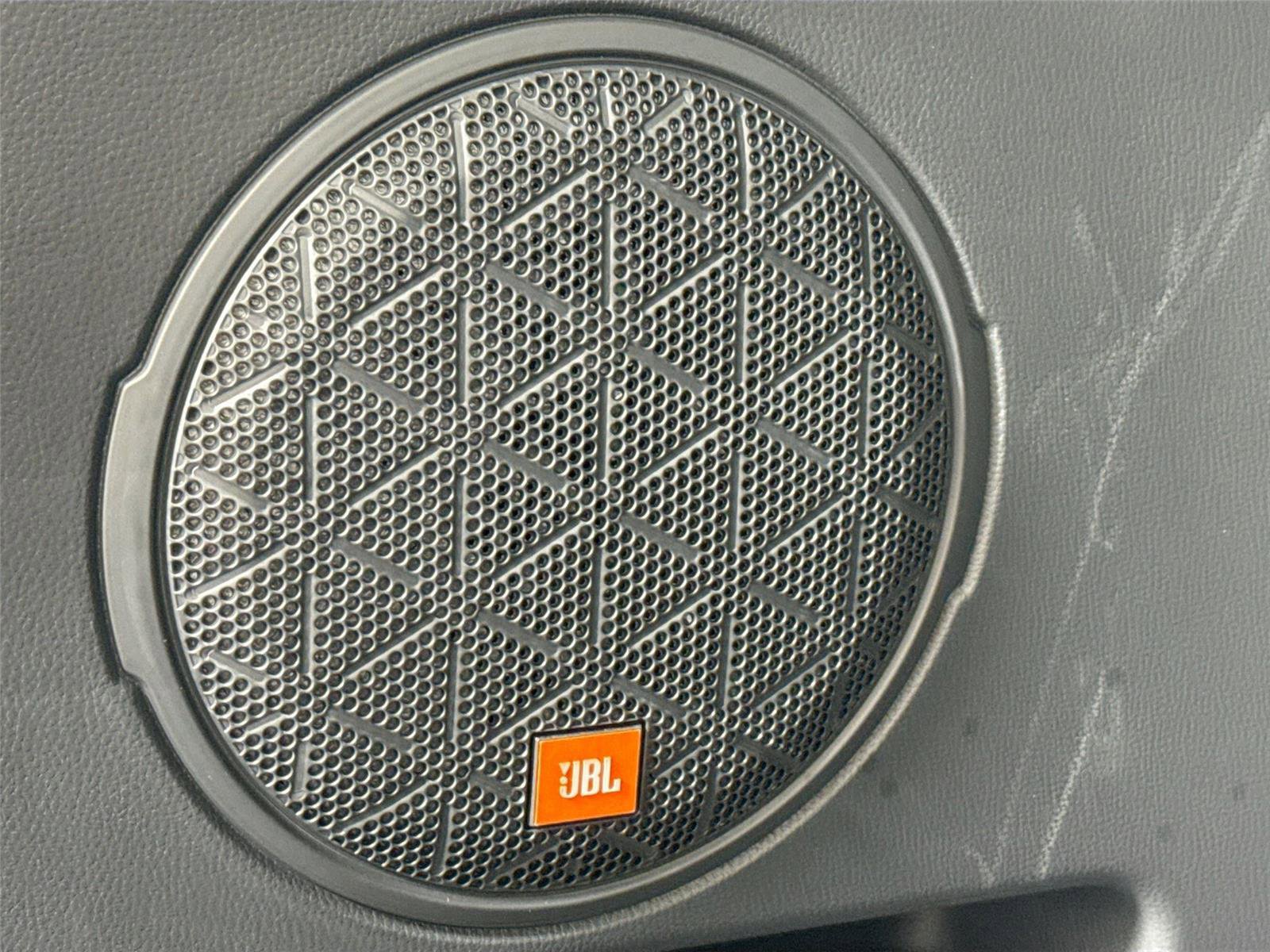 Used 2025 Toyota RAV4 XLE Premium image 43