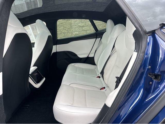 Used 2022 Tesla Model S Plaid AWD/4WD image 17