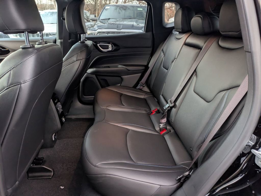 New 2026 Jeep Compass Limited AWD/4WD image 23