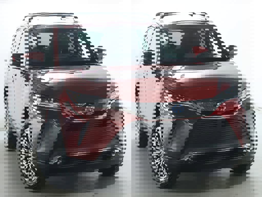 Certified 2023 Toyota Venza XLE