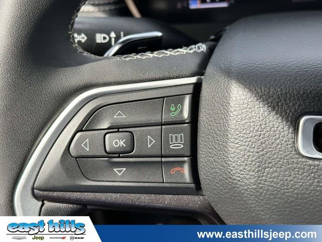 Certified 2023 Jeep Grand Cherokee L Laredo AWD/4WD image 31