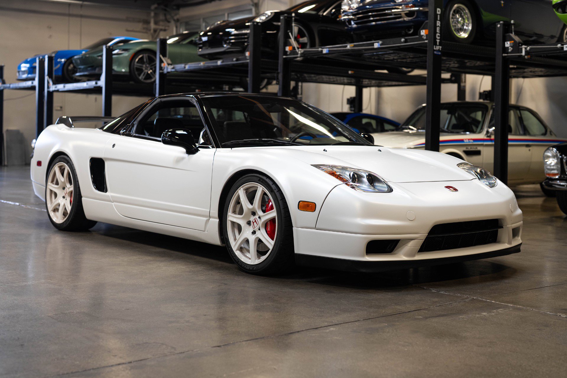 Used 2003 Acura NSX T image 2