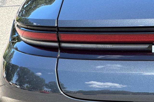 Used 2024 Porsche Panamera RWD image 50