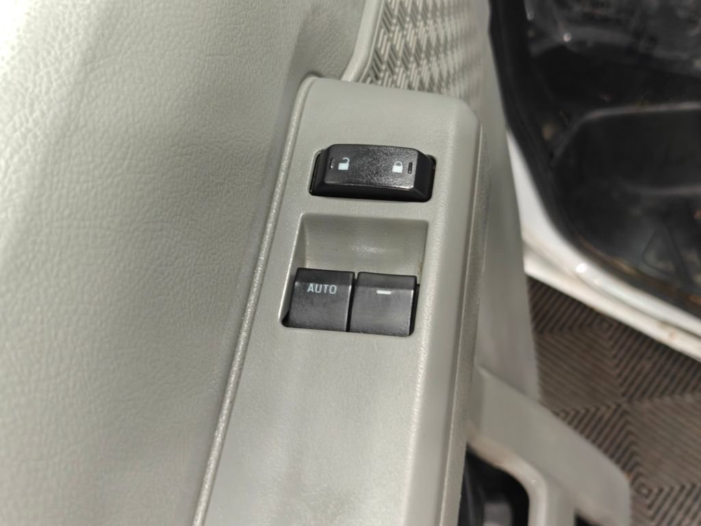 Used 2016 Ford E-350 and Econoline 350 Super Duty w/ Power Windows & Locks Group RWD image 43