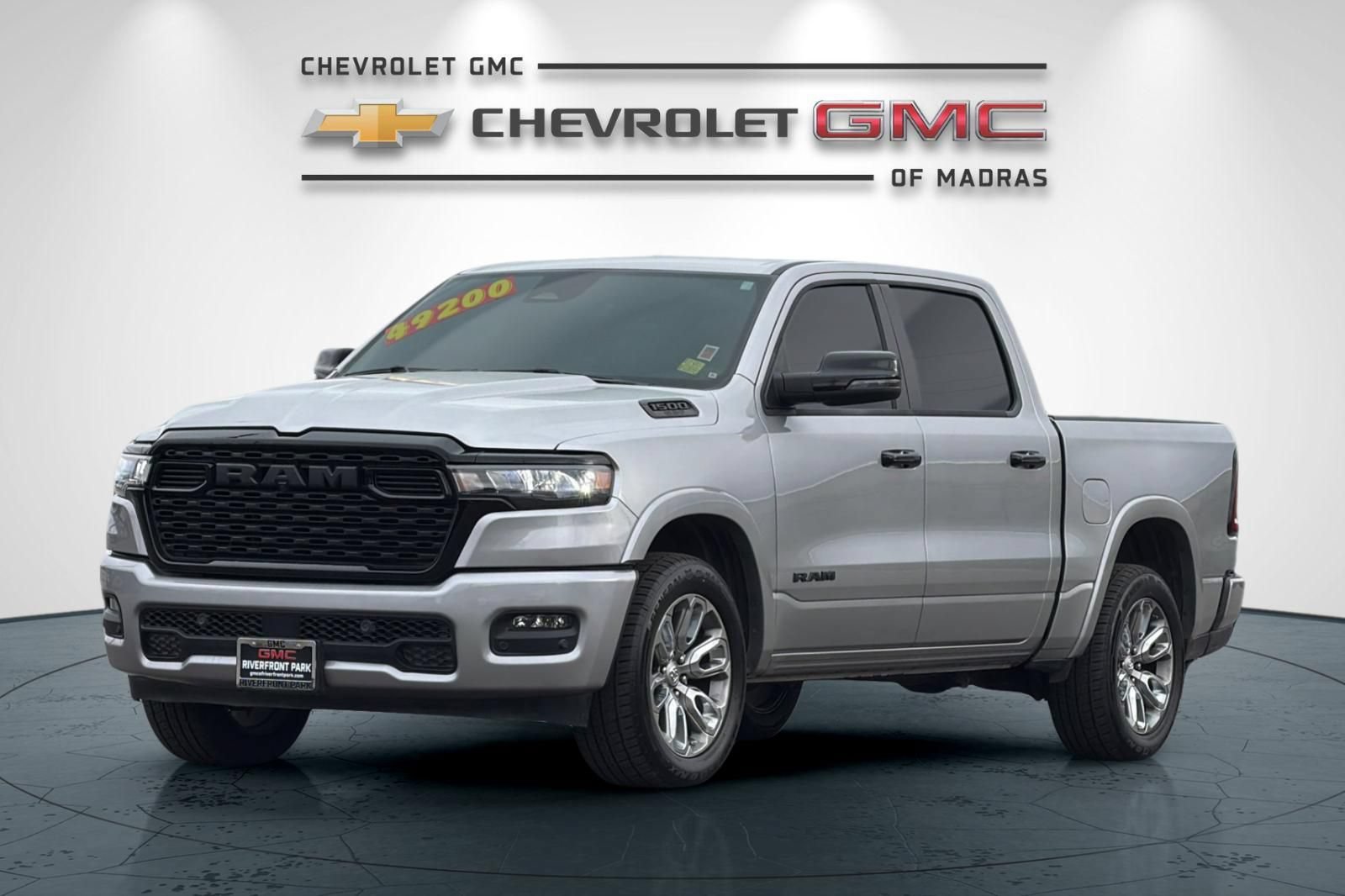 Used 2025 RAM 1500 Big Horn AWD/4WD image 7