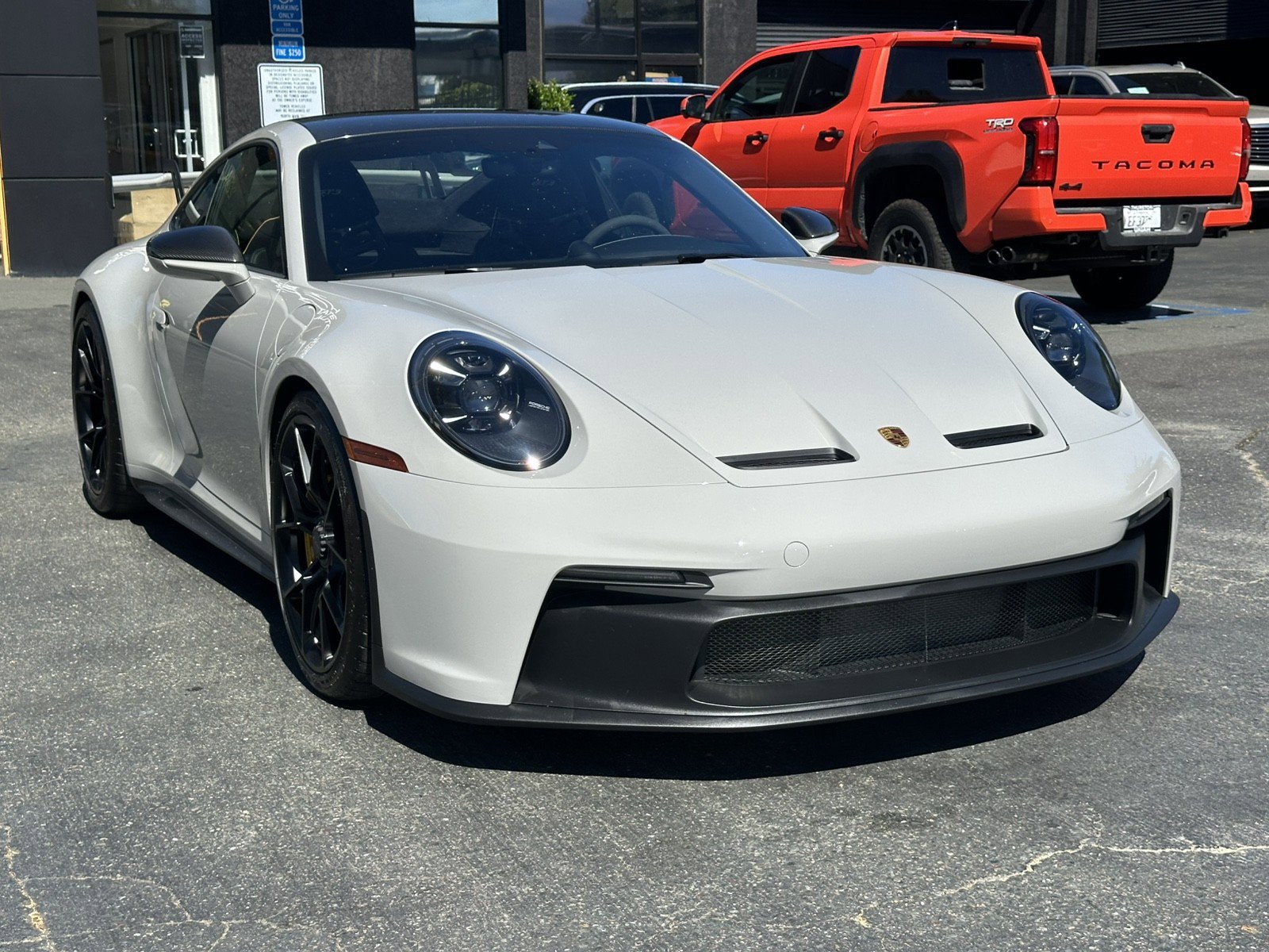 Used 2024 Porsche 911 GT3 image 6