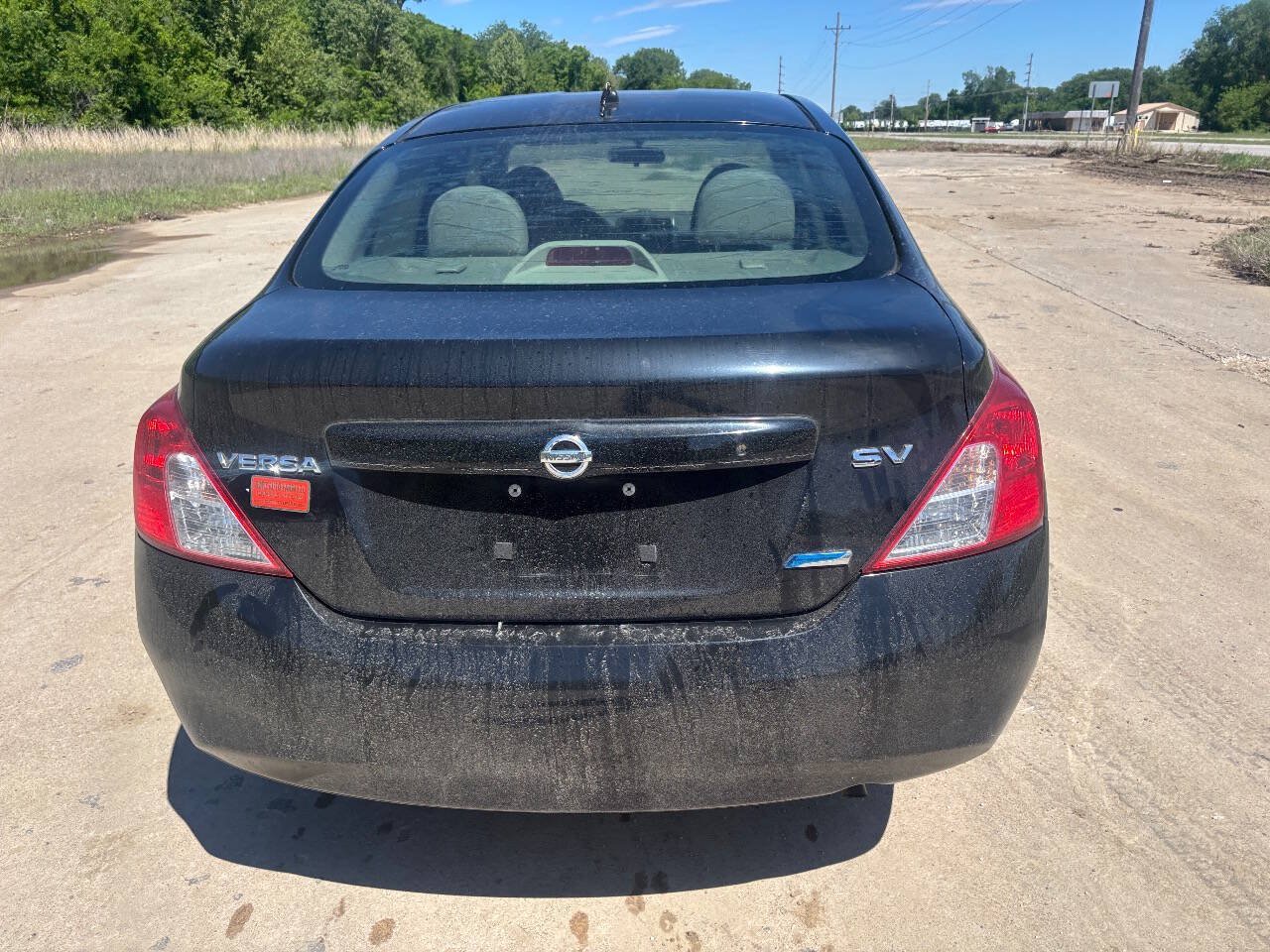 Used 2012 Nissan Versa SV w/ Convenience Pkg FWD image 7