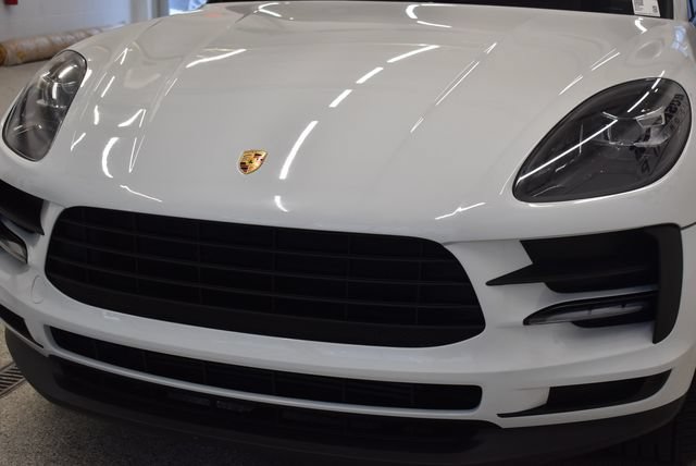 Used 2020 Porsche Macan AWD/4WD image 14