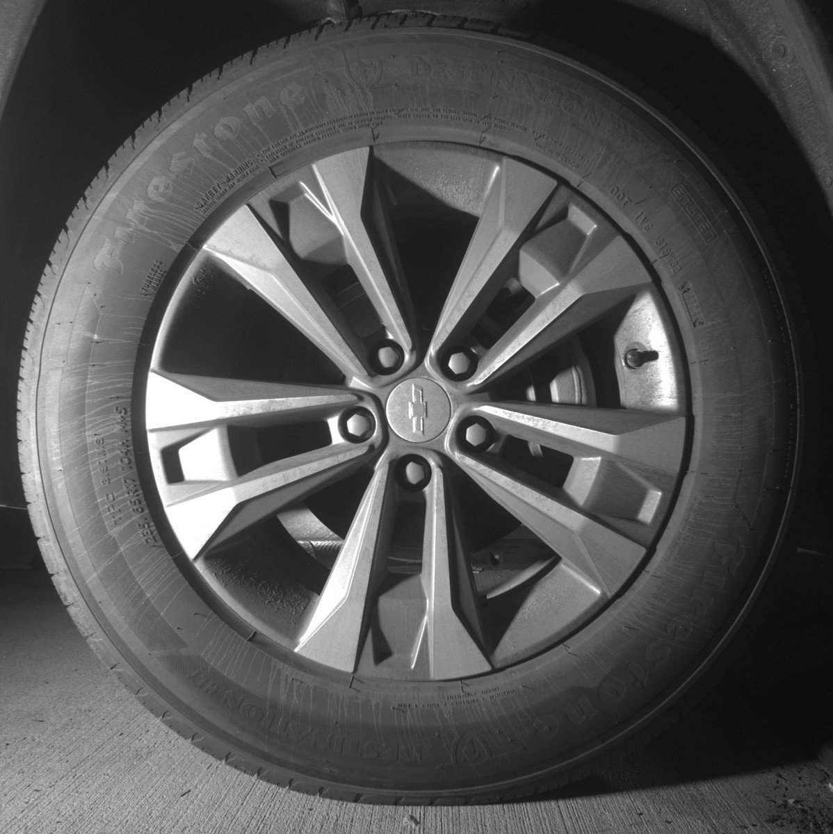 Used 2025 Chevrolet Equinox LT FWD image 13