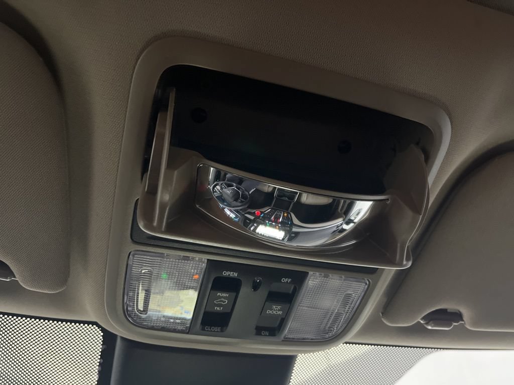 Used 2024 Honda Odyssey Elite image 70
