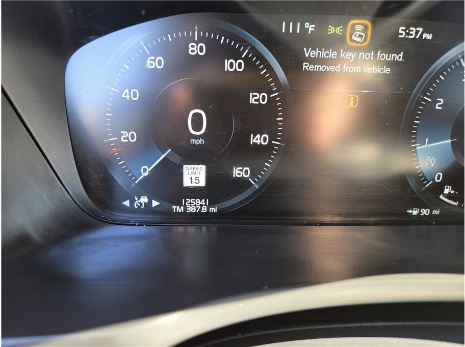 Used 2018 Volvo XC90 T6 Inscription w/ Convenience Package AWD/4WD image 16
