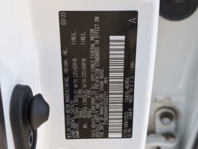 Used 2023 Toyota Highlander XLE image 33