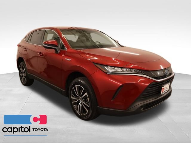 Certified 2021 Toyota Venza LE w/ Carpet Mat Package (TMS)