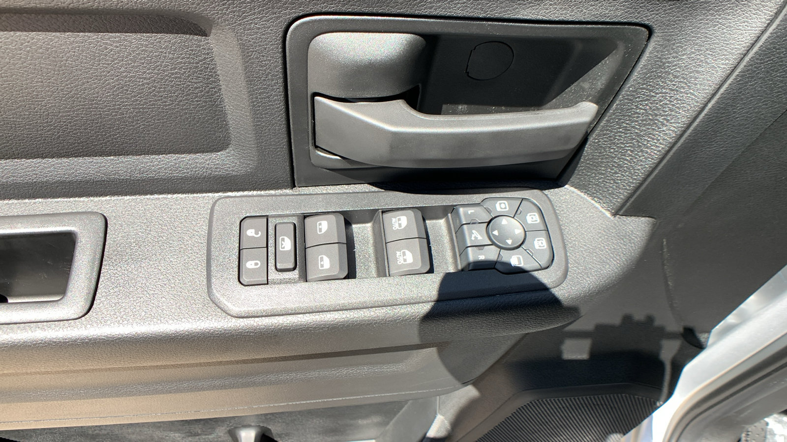 New 2026 RAM 2500 Tradesman AWD/4WD image 12