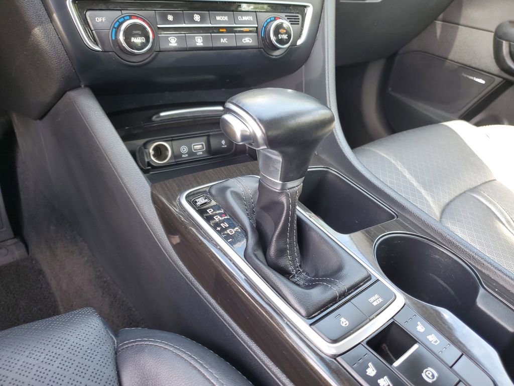 Used 2020 Kia Optima Premium FWD image 30