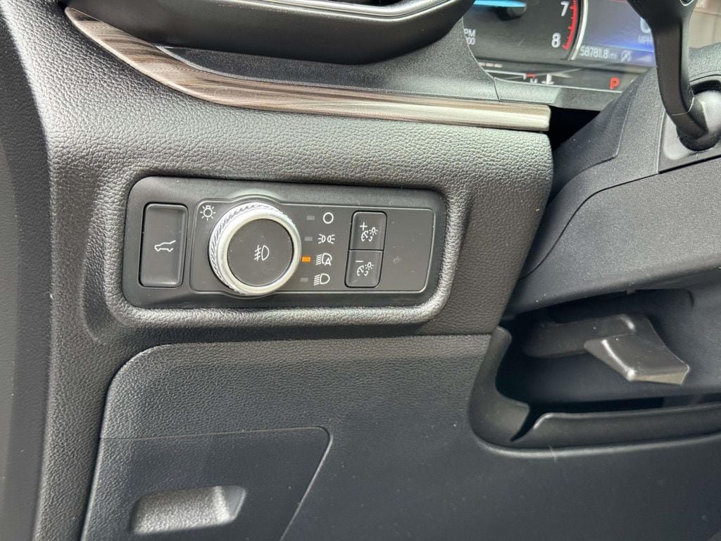Used 2022 Ford Explorer Limited AWD/4WD image 10