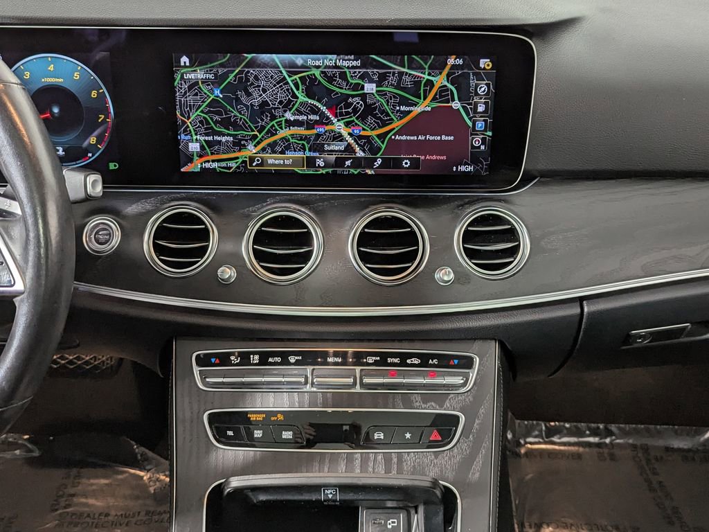Used 2022 Mercedes-Benz E 350 4MATIC Sedan image 33
