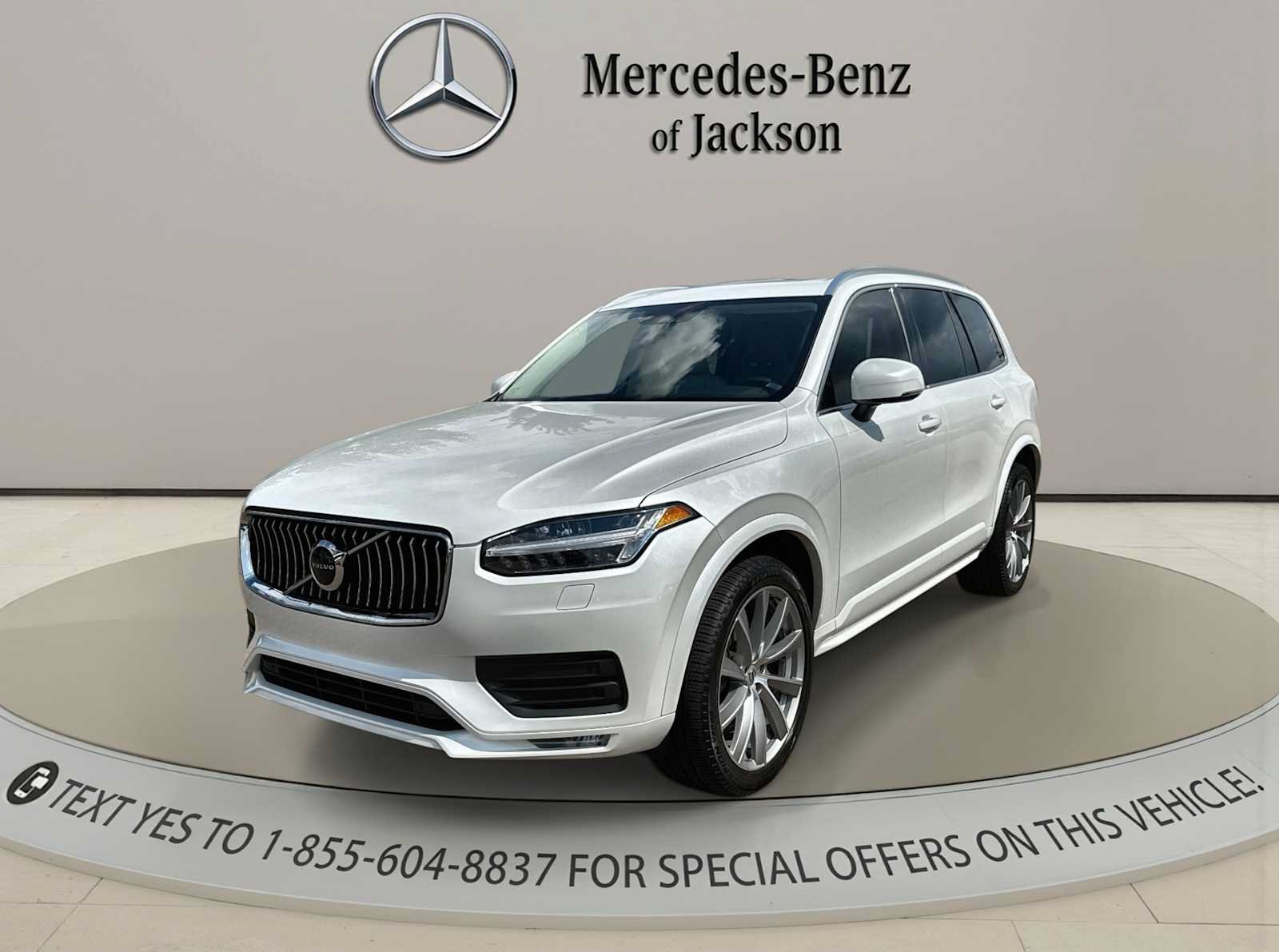 Used 2022 Volvo XC90 T5 Momentum w/ Climate Package