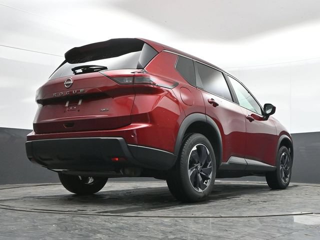 Used 2025 Nissan Rogue SV AWD/4WD image 43