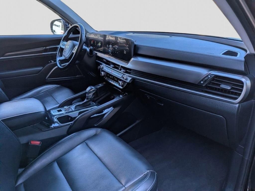 Certified 2023 Kia Telluride S w/ S Sunroof Package image 29