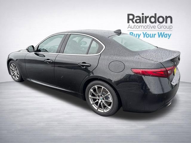 Used 2019 Alfa Romeo Giulia w/ Cold Weather Package RWD image 5