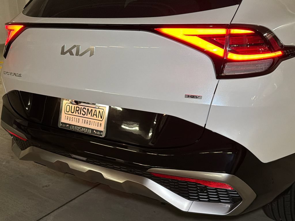 Certified 2025 Kia Sportage SX Prestige AWD/4WD image 5