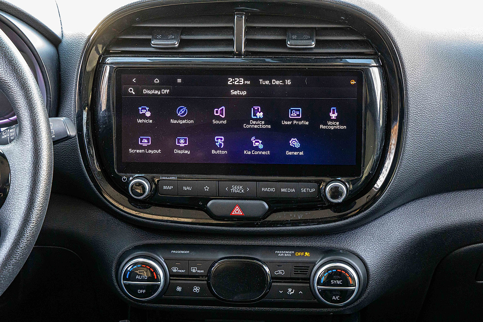 Certified 2023 Kia Soul S image 12