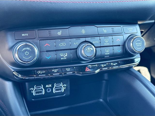 Used 2024 Dodge Durango GT w/ Blacktop Package image 15