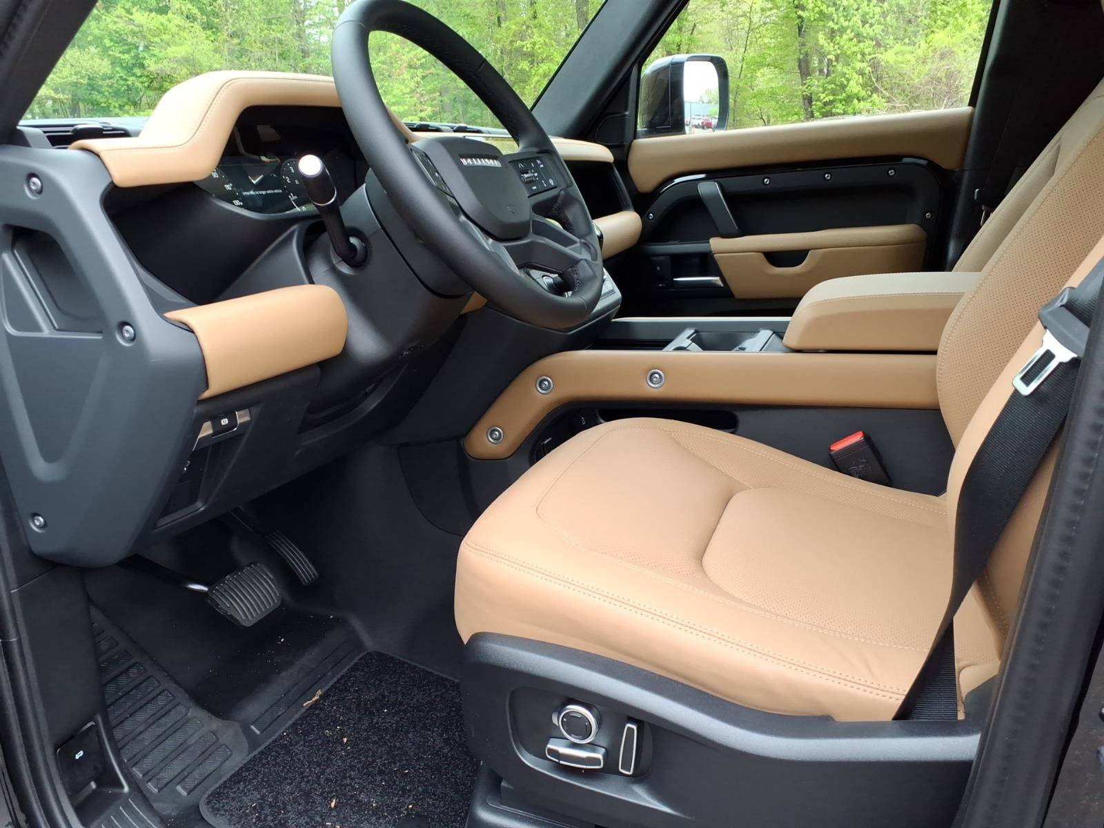 New 2026 Land Rover Defender 130 S AWD/4WD image 17
