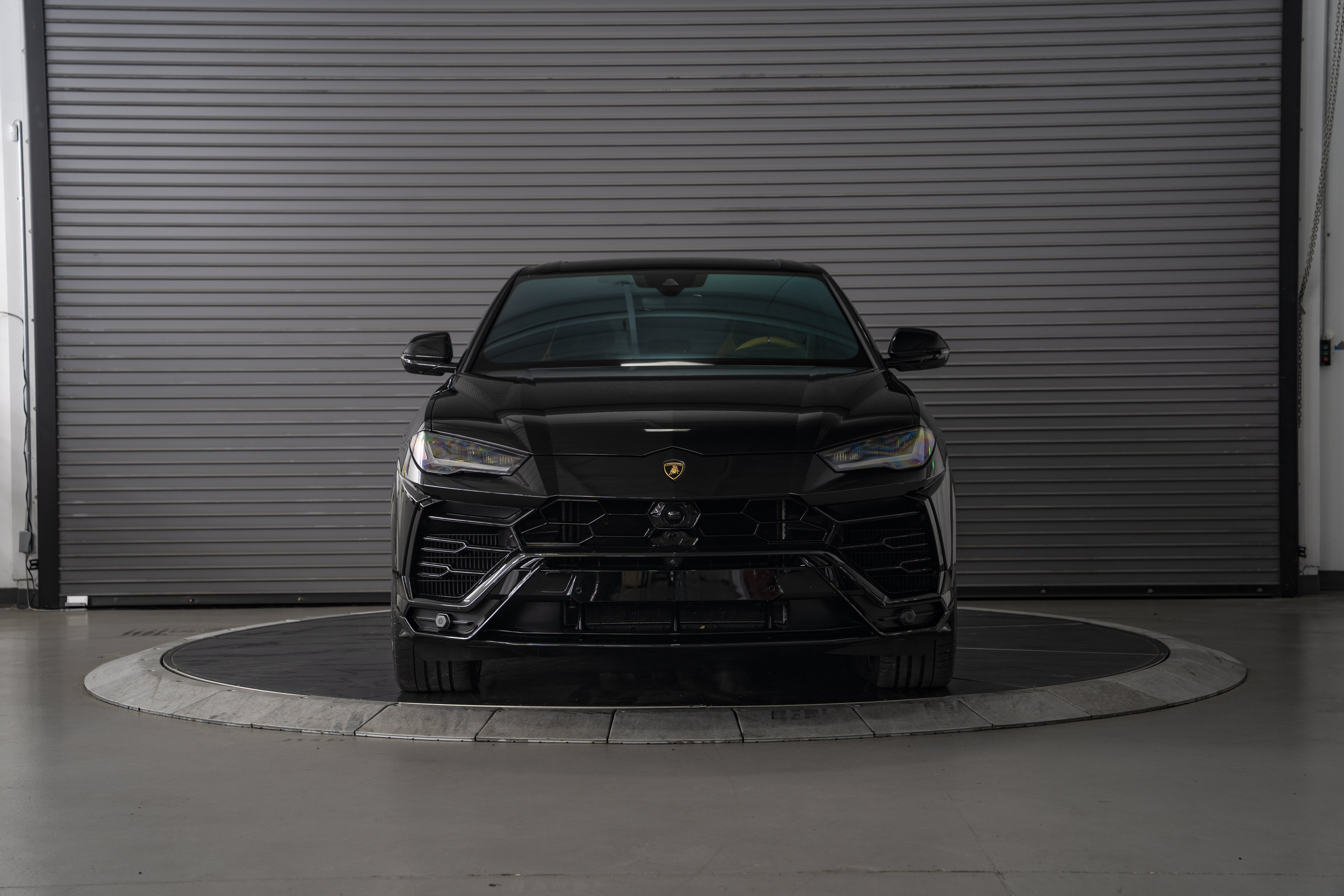Used 2022 Lamborghini Urus AWD/4WD image 8