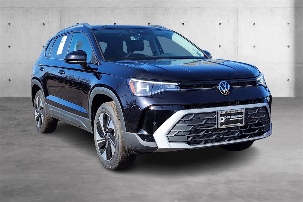 New 2025 Volkswagen Taos SE