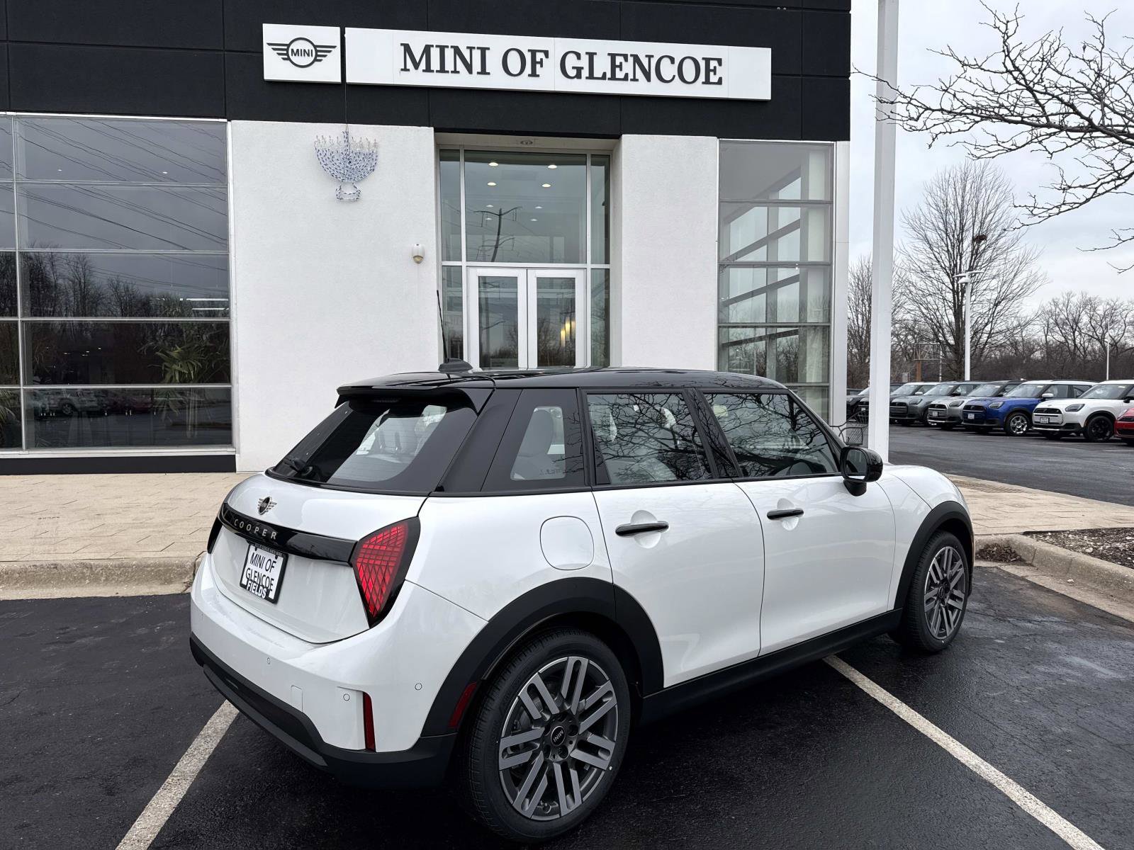 New 2026 MINI Cooper 4-Door Hardtop FWD image 4