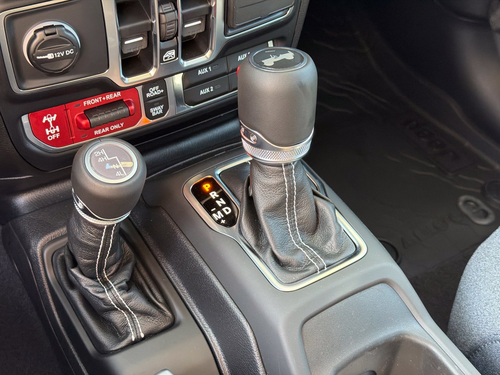 New 2026 Jeep Wrangler Unlimited Rubicon AWD/4WD image 26