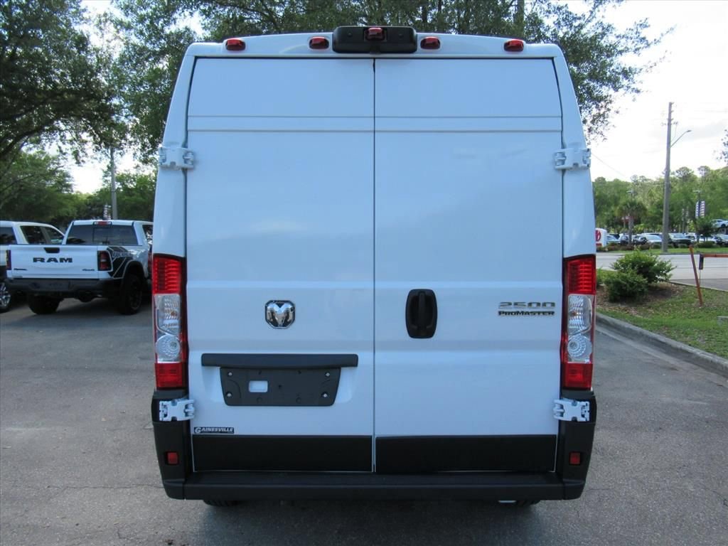 Used 2025 RAM ProMaster 2500 w/ Convenience Group FWD image 6