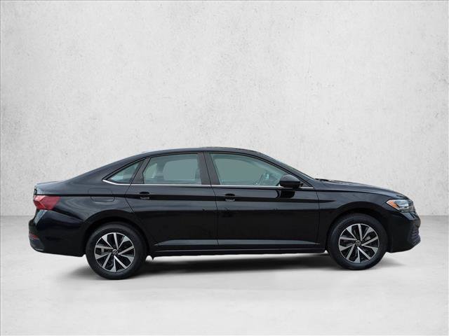 Used 2024 Volkswagen Jetta S FWD image 4