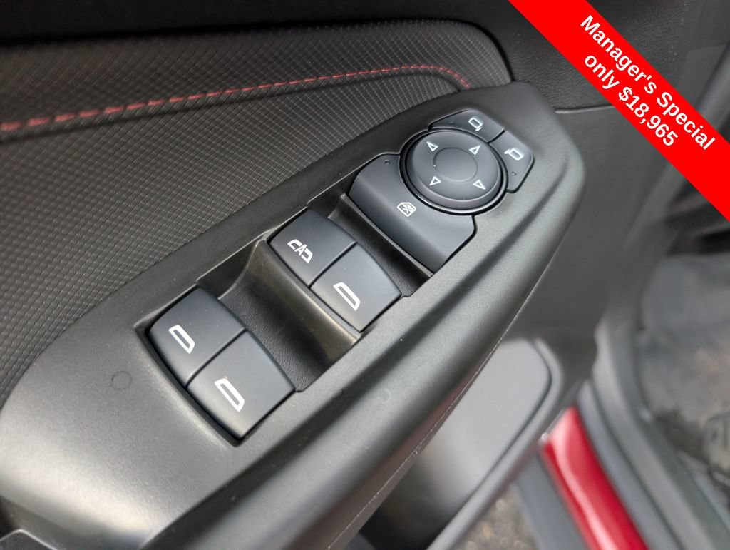 Used 2022 Chevrolet TrailBlazer RS w/ Technology Package AWD/4WD image 16