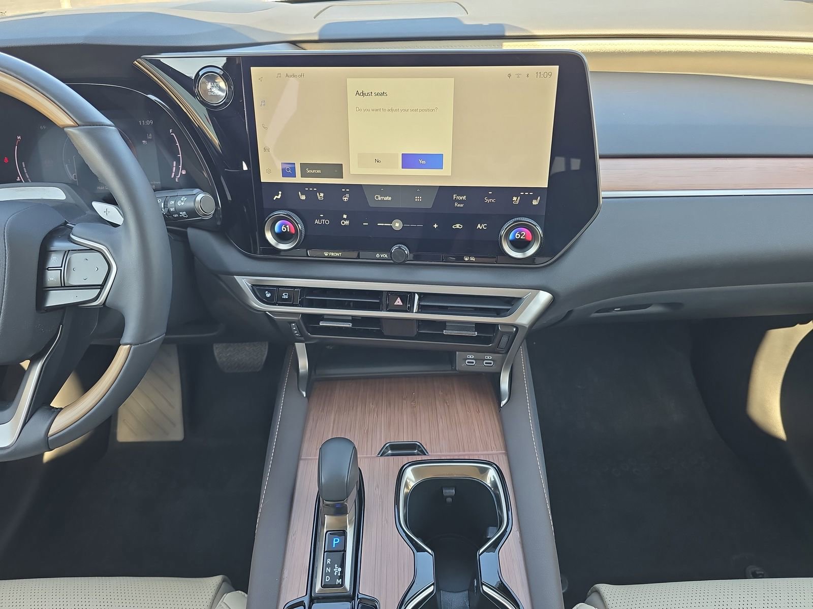 Used 2024 Lexus RX 350 AWD w/ Convenience Package image 11