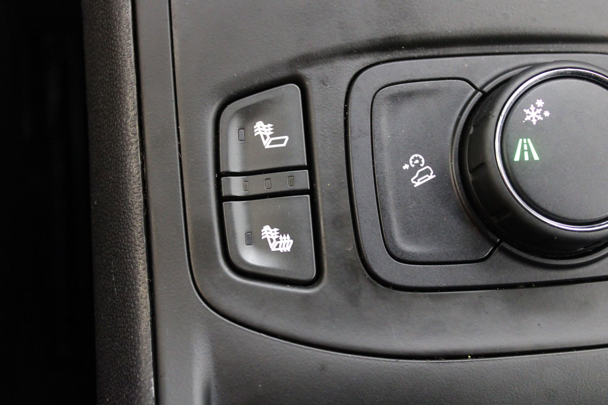 Used 2019 GMC Terrain SLE w/ Driver Convenience Package FWD image 39