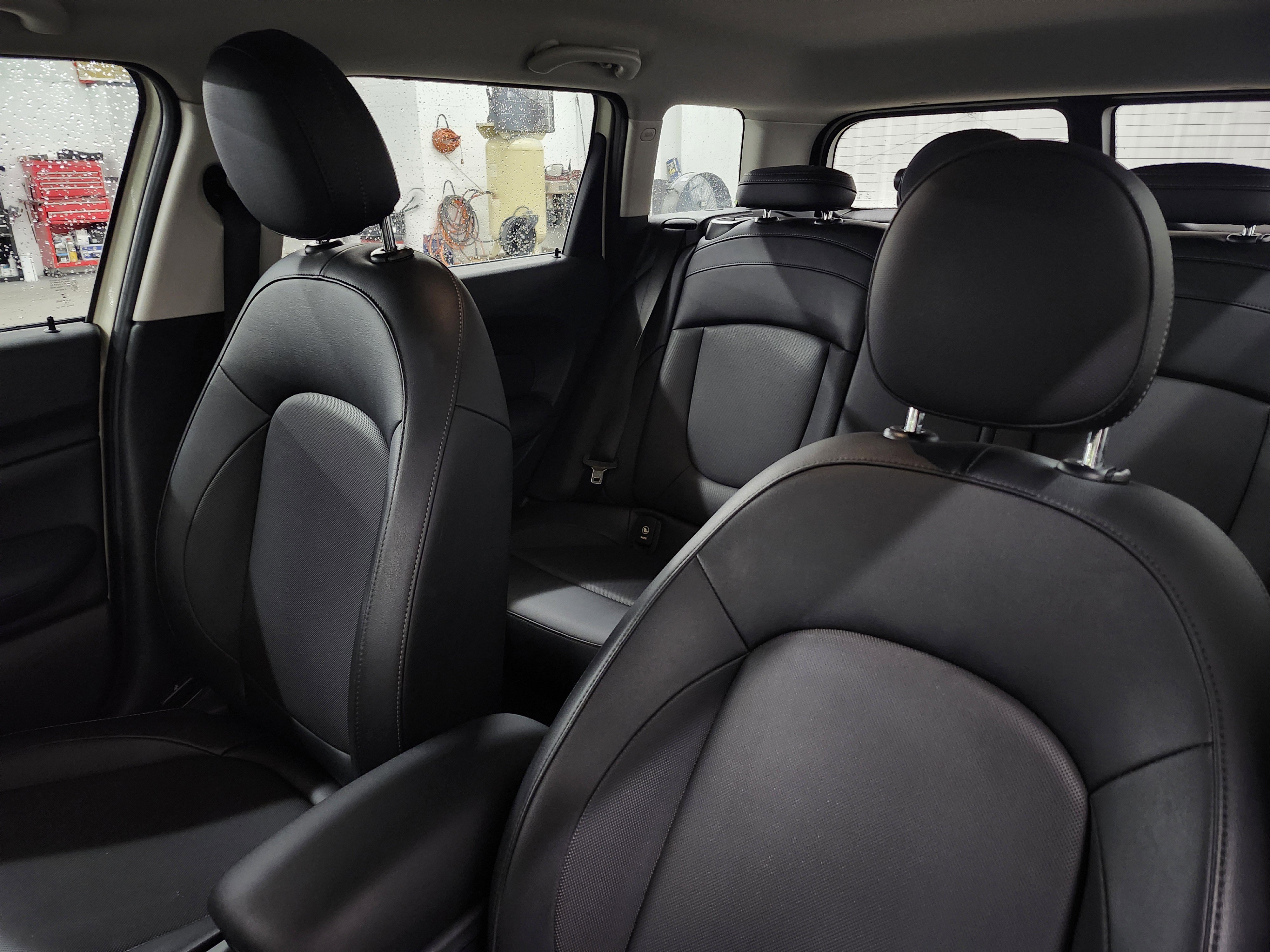 Used 2017 MINI Cooper Clubman ALL4 image 17