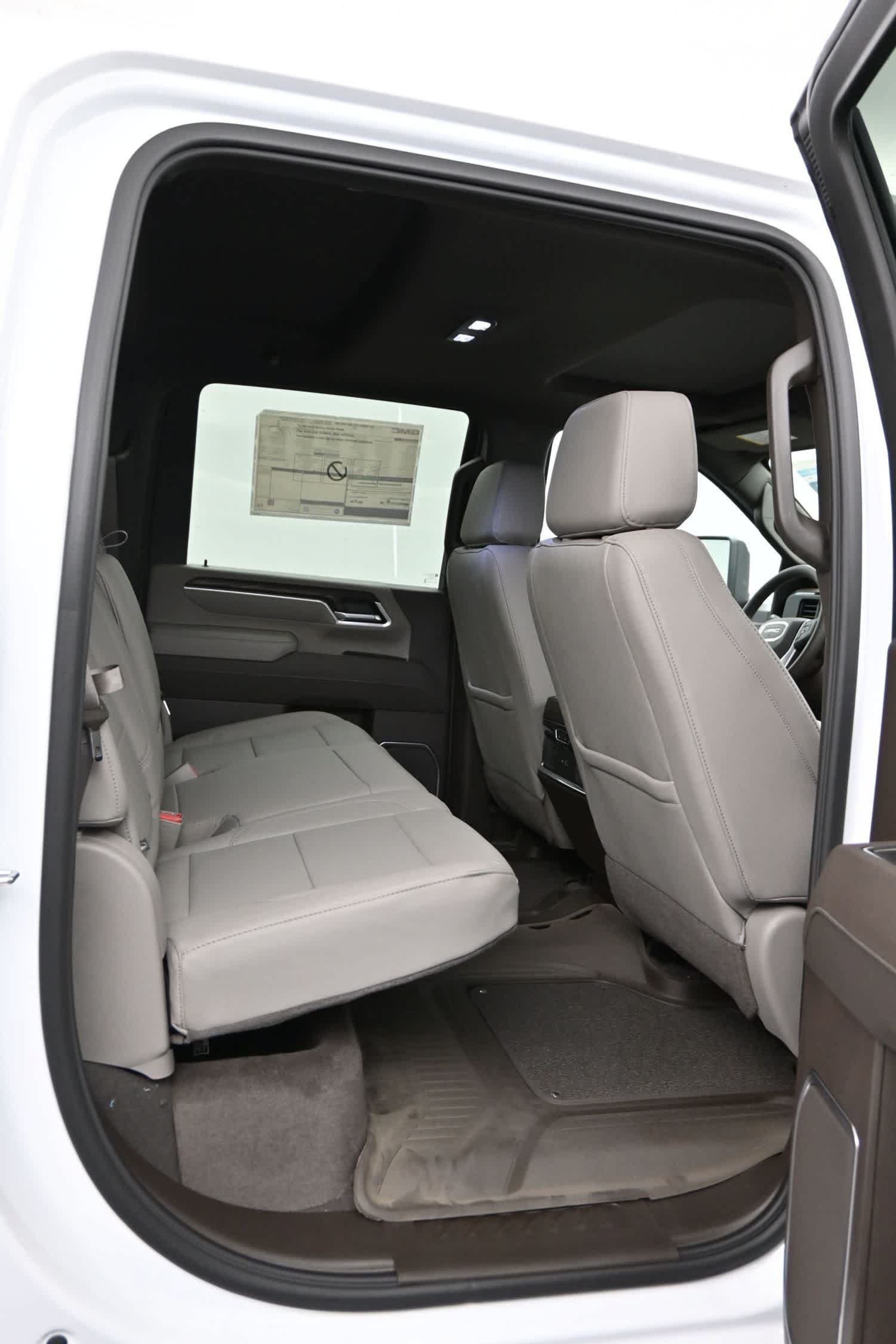 New 2026 GMC Sierra 2500 SLT w/ SLT Premium Package AWD/4WD image 12