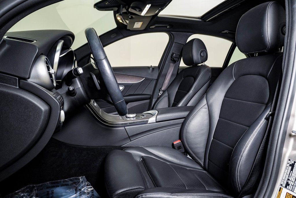 Used 2020 Mercedes-Benz C 300 4MATIC Sedan image 18