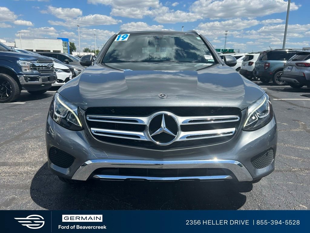 Used 2019 Mercedes-Benz GLC 300 4MATIC image 2