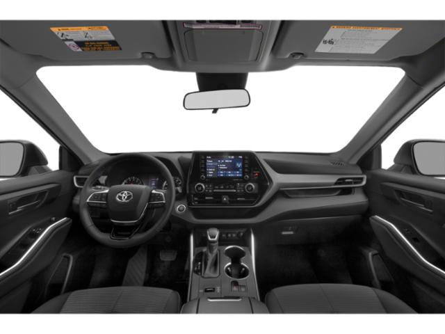 Used 2022 Toyota Highlander LE AWD/4WD image 8