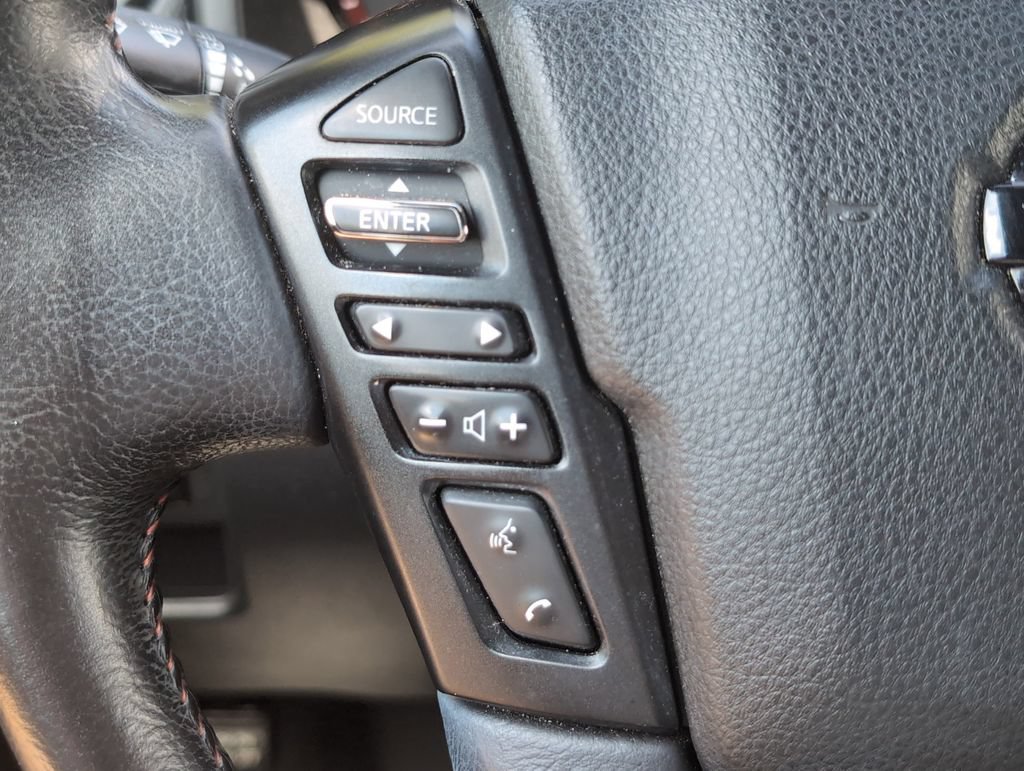 Used 2021 Nissan Titan PRO-4X w/ Pro-4x Convenience Package AWD/4WD image 20