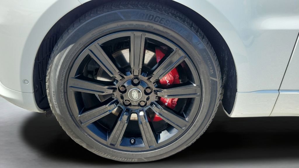 Used 2020 Land Rover Range Rover Sport HST image 18