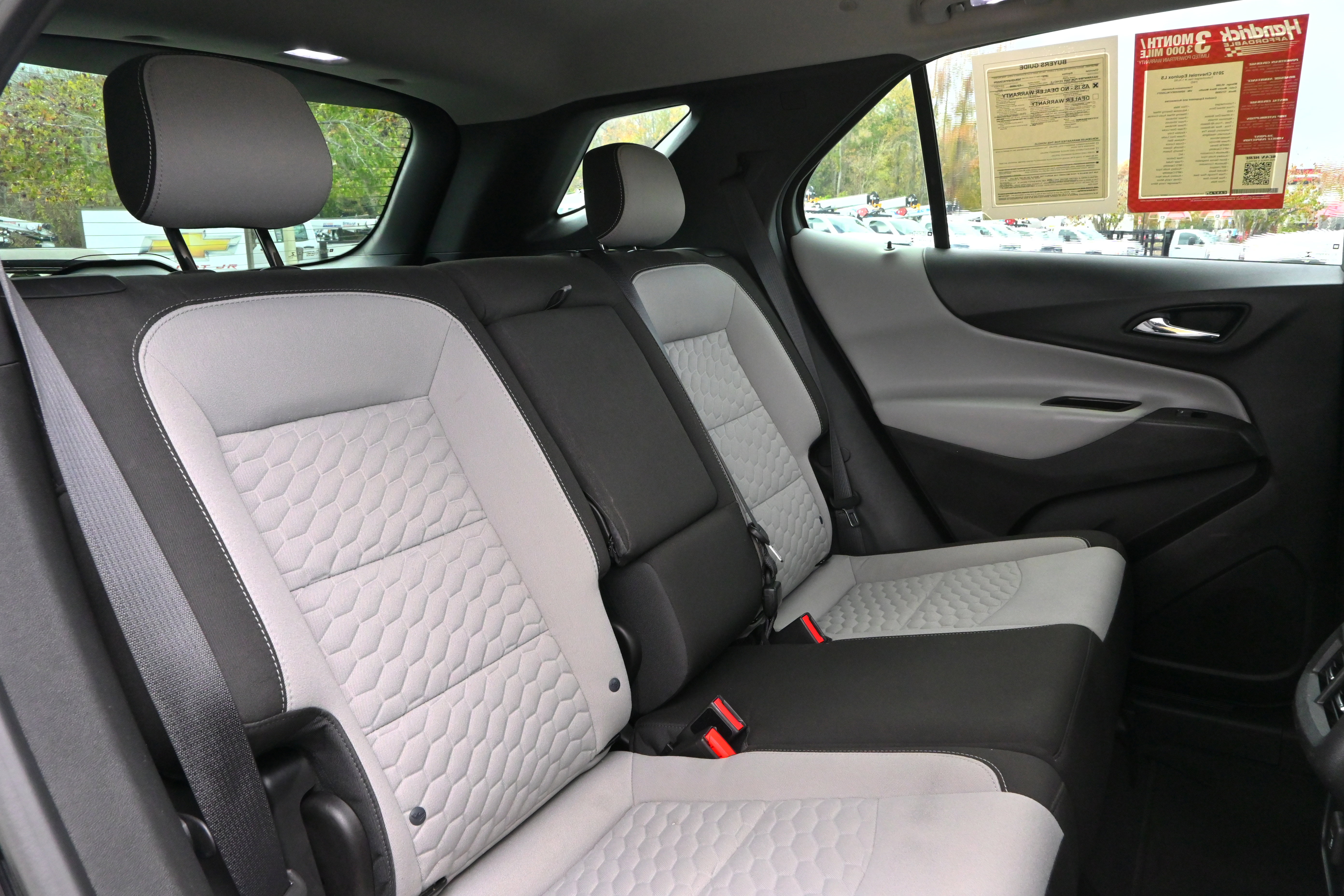 Used 2019 Chevrolet Equinox LS image 11