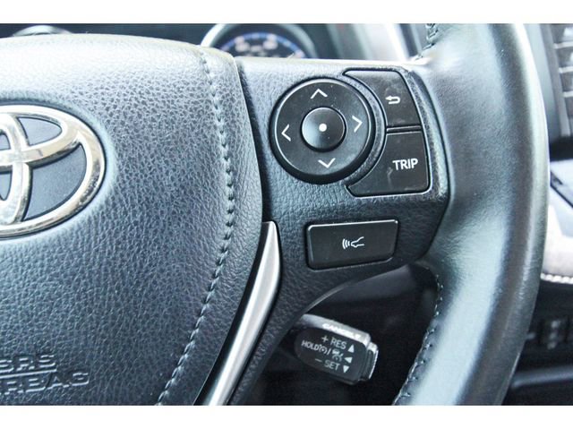Used 2018 Toyota RAV4 Limited image 19
